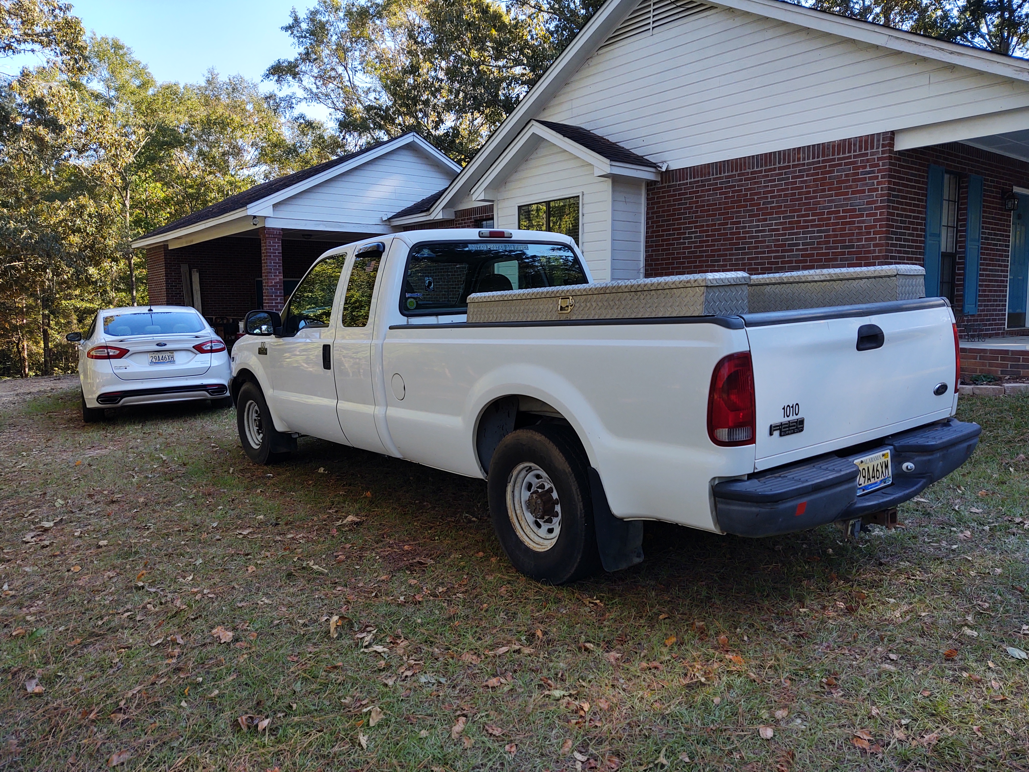 F-250 Supercab left trear.